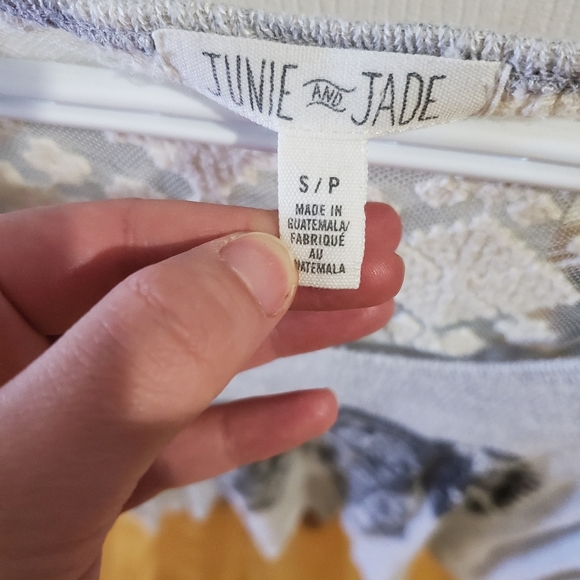 Long sleeve grey shirt with elephant - Picture 3 of 5